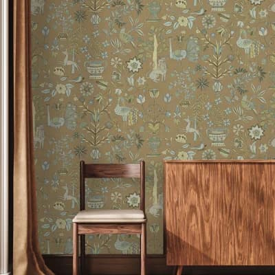 FABLE GARDEN — Brown