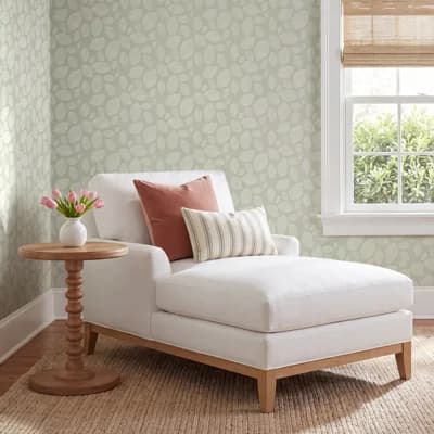 Contoured Leaves Floral Vinyl Non-Pasted Wallpaper Roll — Green