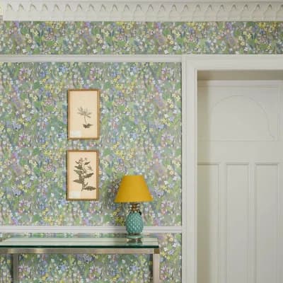 GARDENIA Wallpaper - Verde 9'10" - full height wallpaper — Verde