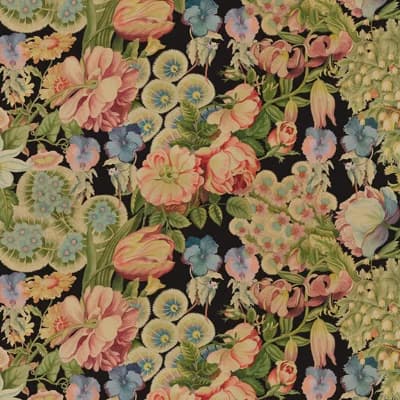 Amatoria Magna 9.83' L x 70.87" W Paintable Wallpaper Roll — Noir
