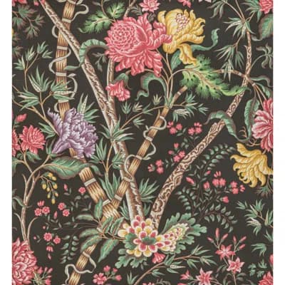 Manoir Luberon 33' L x 27.5" W Wallpaper Roll — Noir,Red,Green